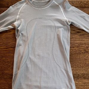 lululemon size 6 swiftly tech long sleeve